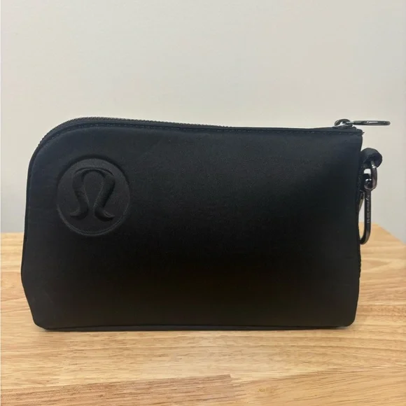 LULULEMON Off The Mat Pouch Neoprene - Picture 3 of 12